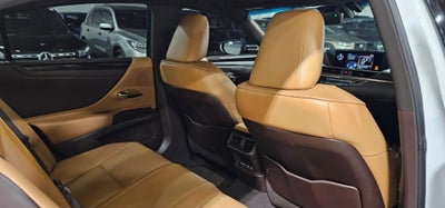 2020 Lexus ES ES 300h