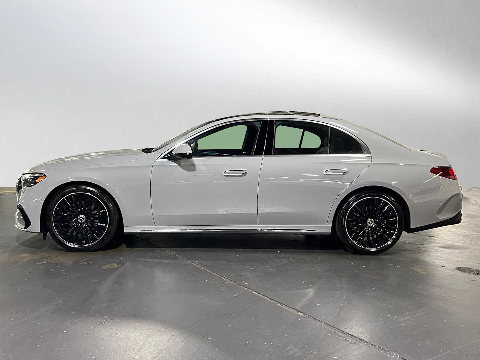 2025 Mercedes-Benz E-Class E 350