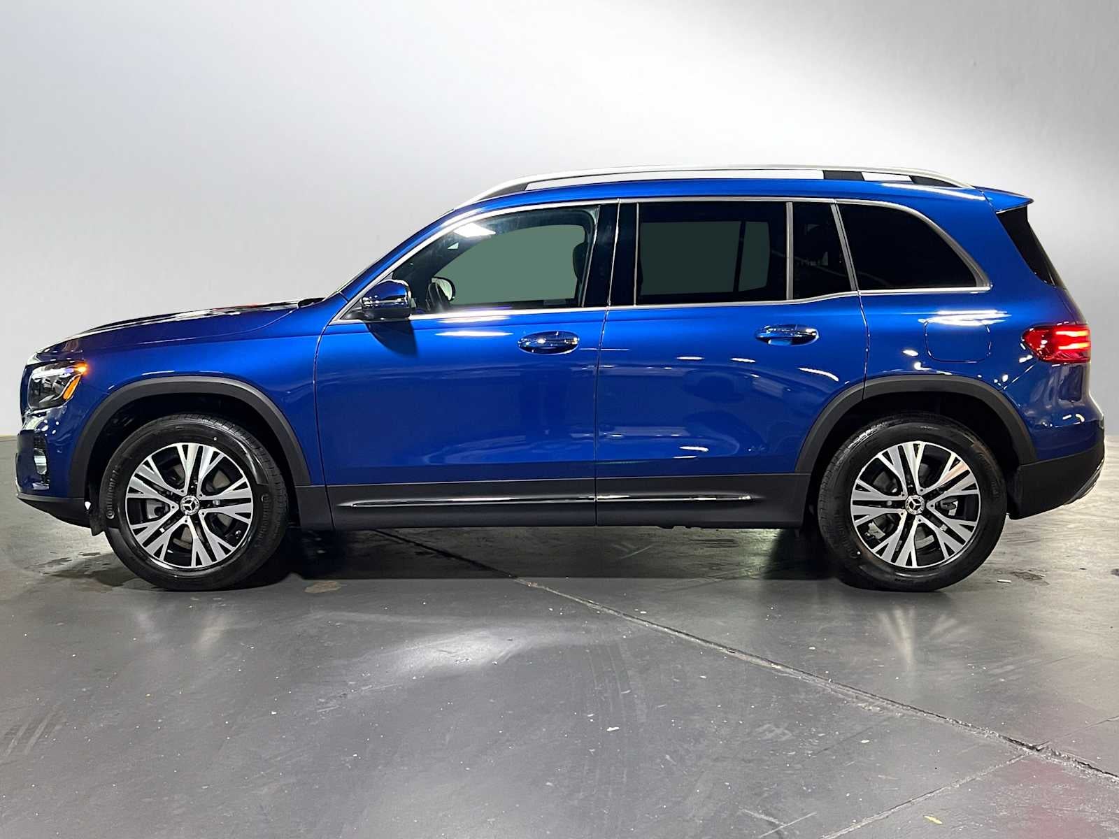 2025 Mercedes-Benz GLB GLB 250