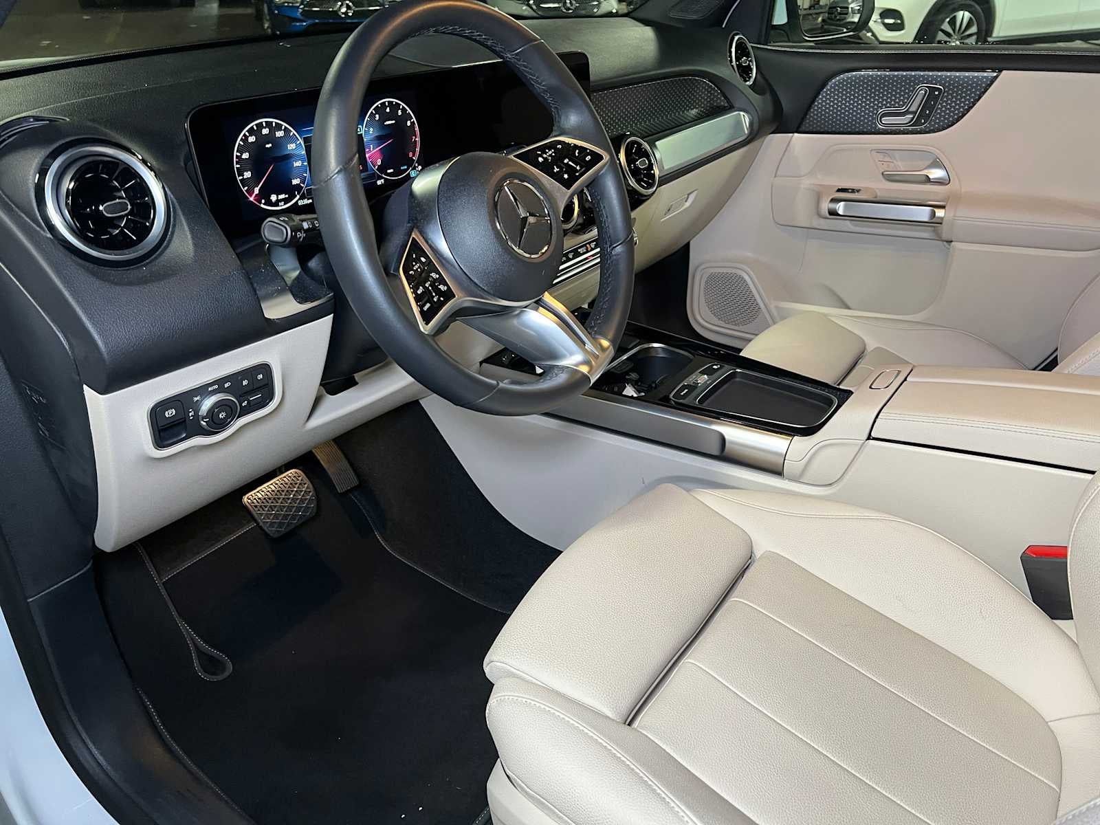 2025 Mercedes-Benz GLB GLB 250