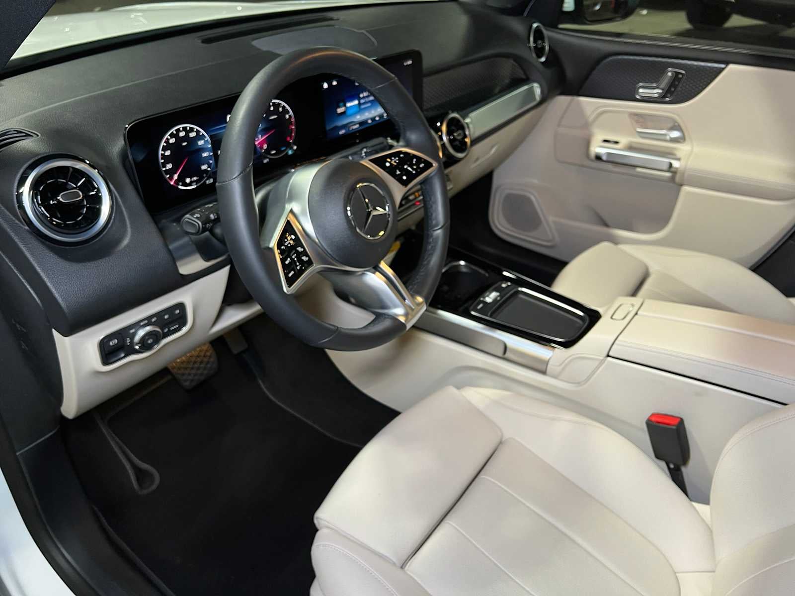 2025 Mercedes-Benz GLB GLB 250