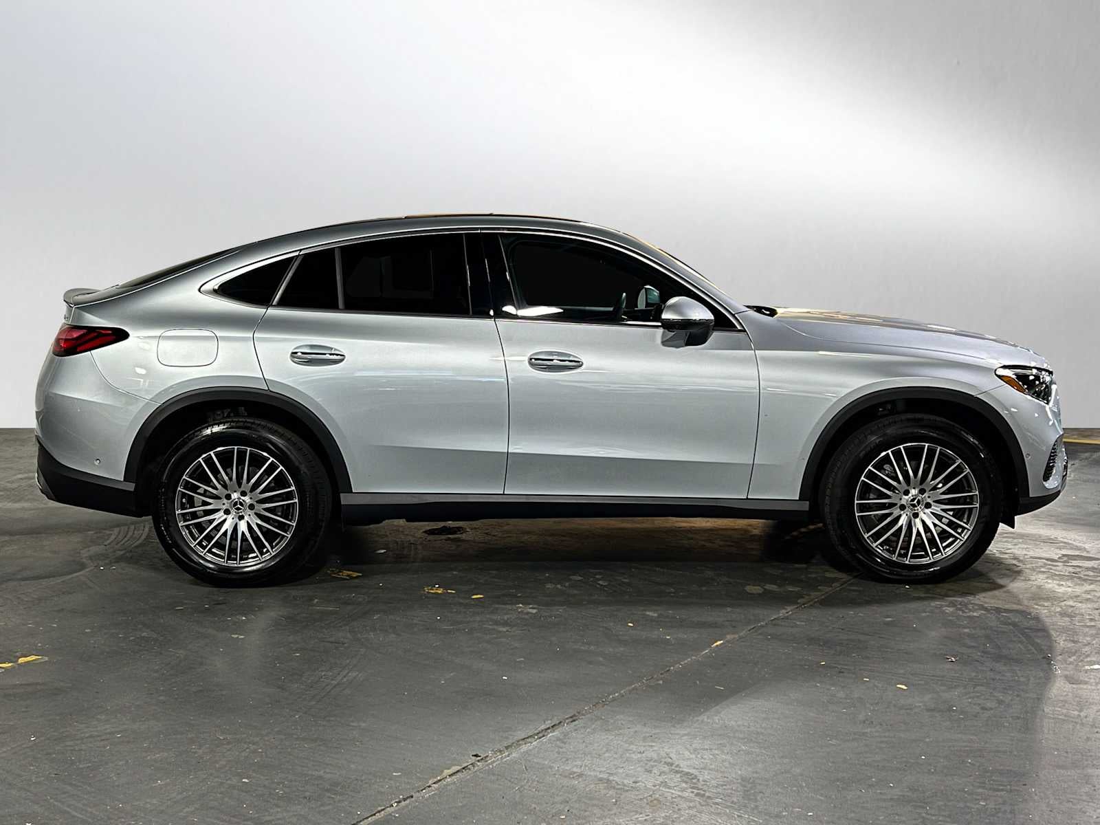 2025 Mercedes-Benz GLC GLC 300
