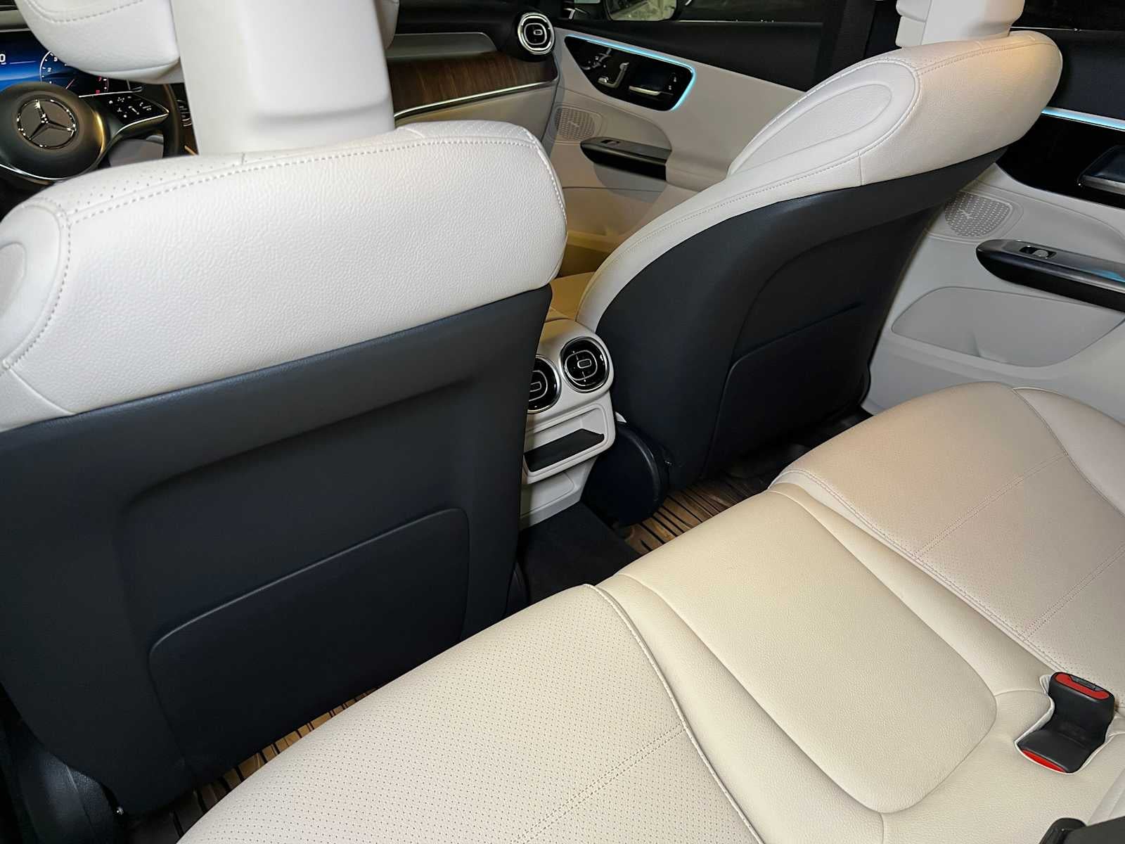 2025 Mercedes-Benz GLC GLC 300