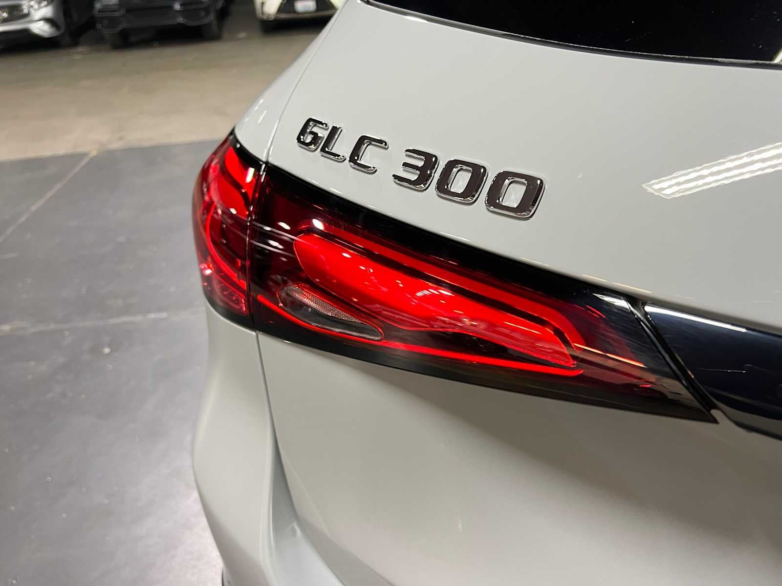 2025 Mercedes-Benz GLC GLC 300