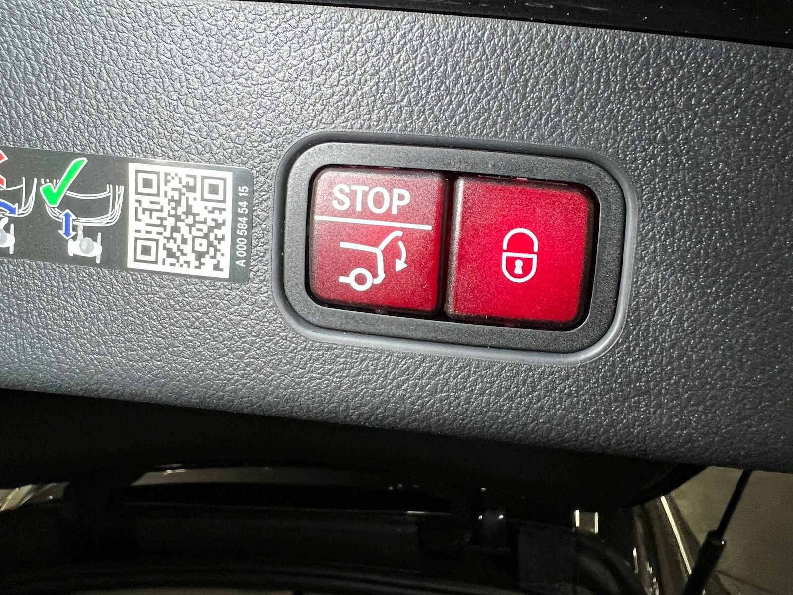 2025 Mercedes-Benz GLC GLC 300