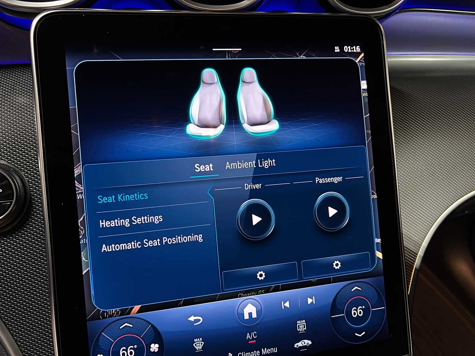 2025 Mercedes-Benz GLC GLC 300