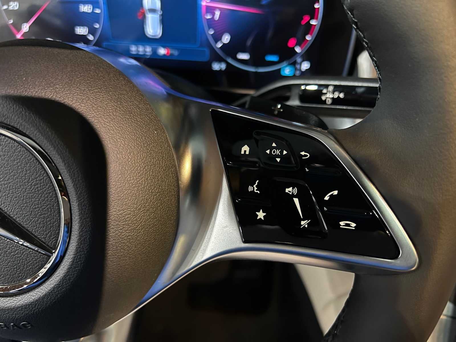 2025 Mercedes-Benz GLC GLC 300