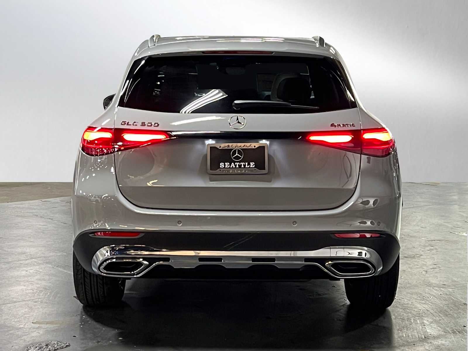 2025 Mercedes-Benz GLC GLC 300