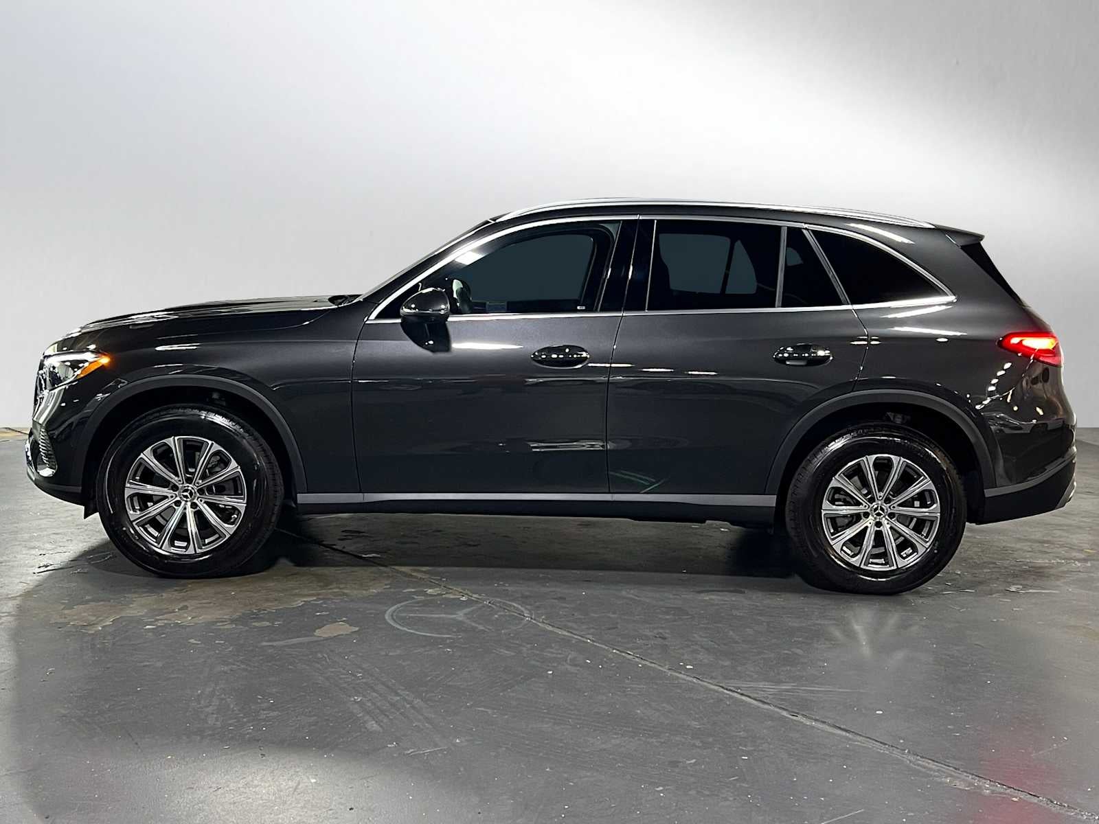 2025 Mercedes-Benz GLC GLC 300