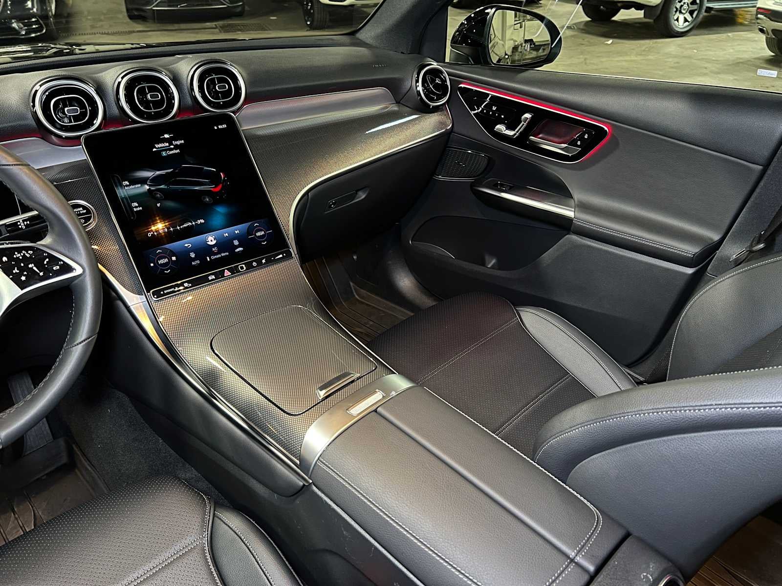 2025 Mercedes-Benz GLC GLC 300