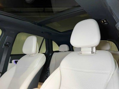 2025 Mercedes-Benz GLC GLC 300