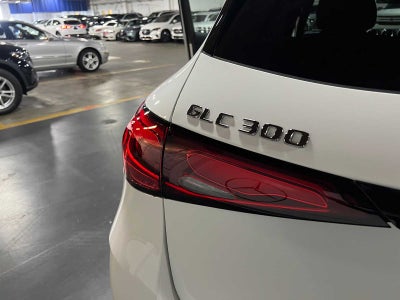 2025 Mercedes-Benz GLC GLC 300
