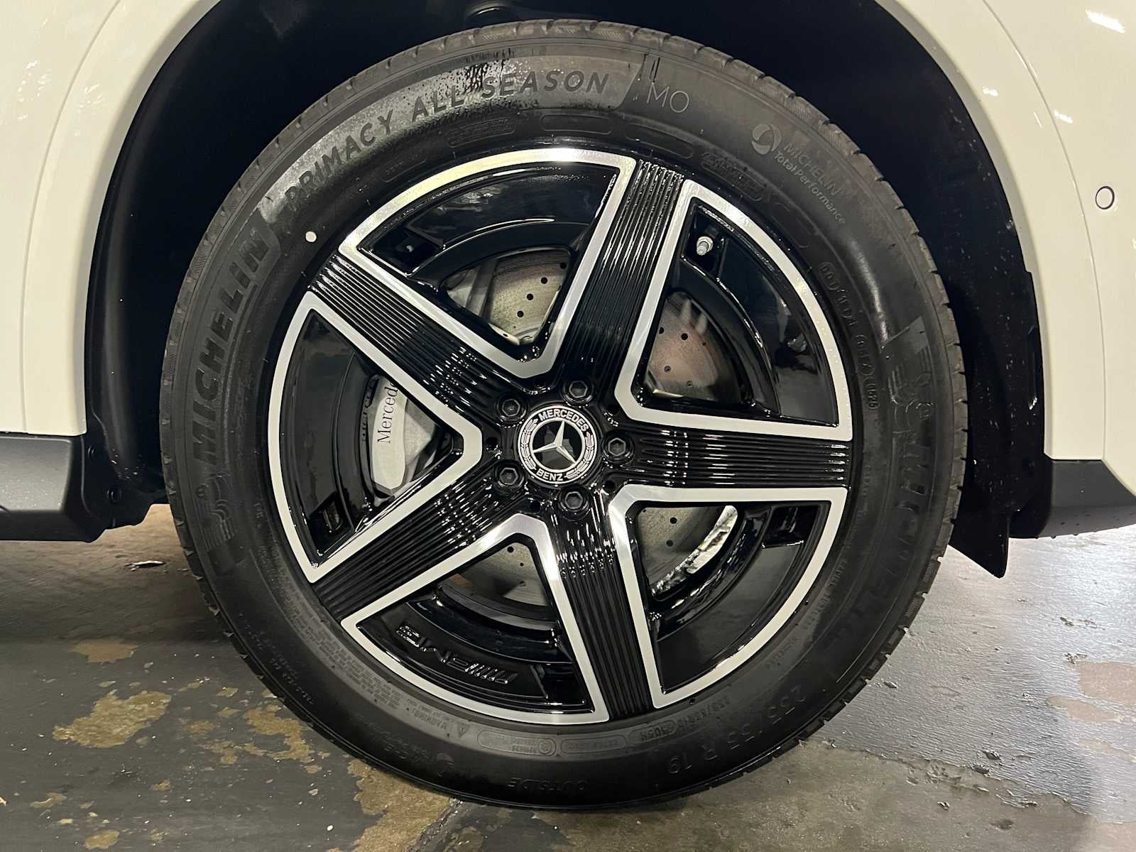 2025 Mercedes-Benz GLC GLC 300