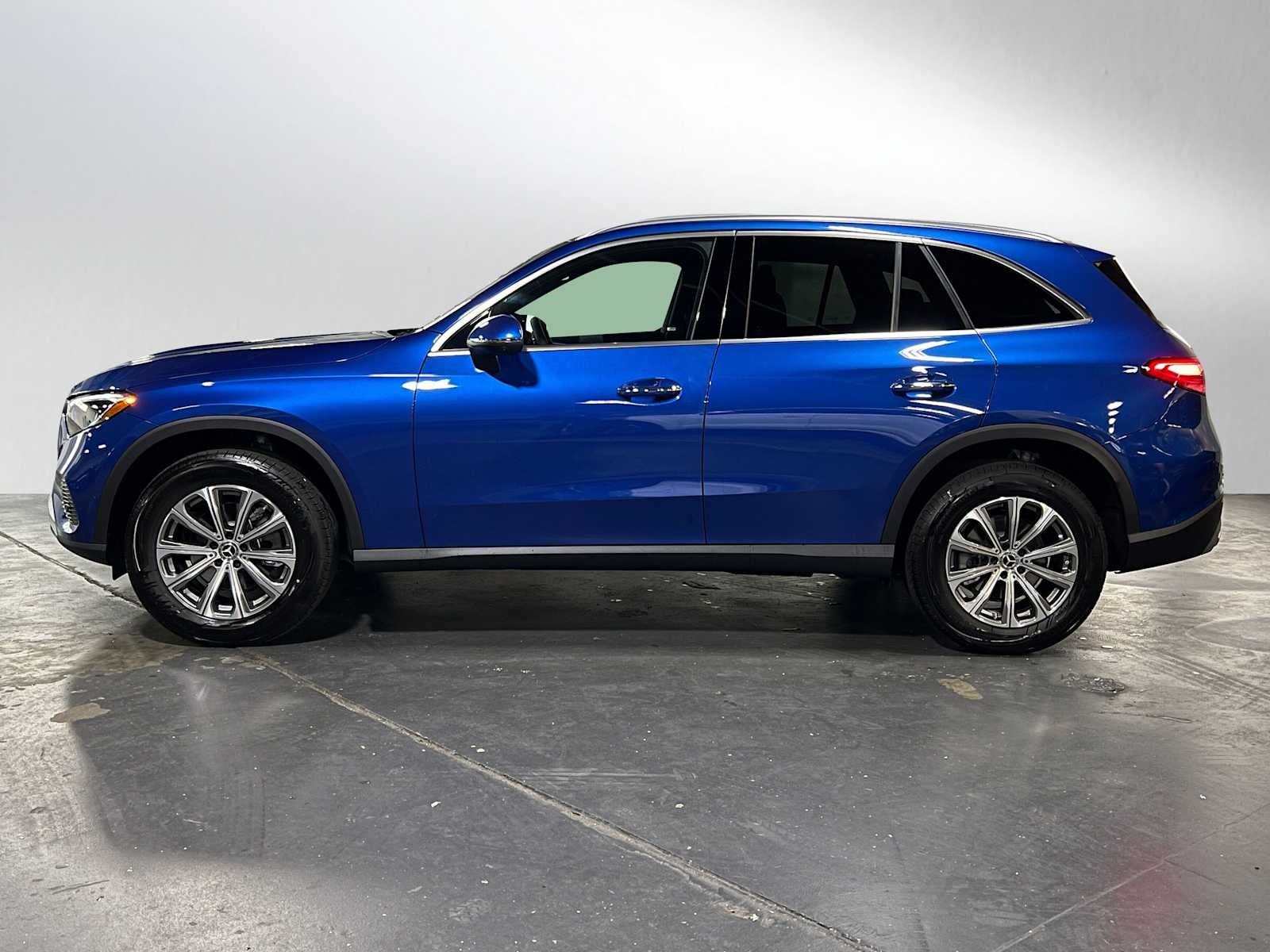 2025 Mercedes-Benz GLC GLC 300