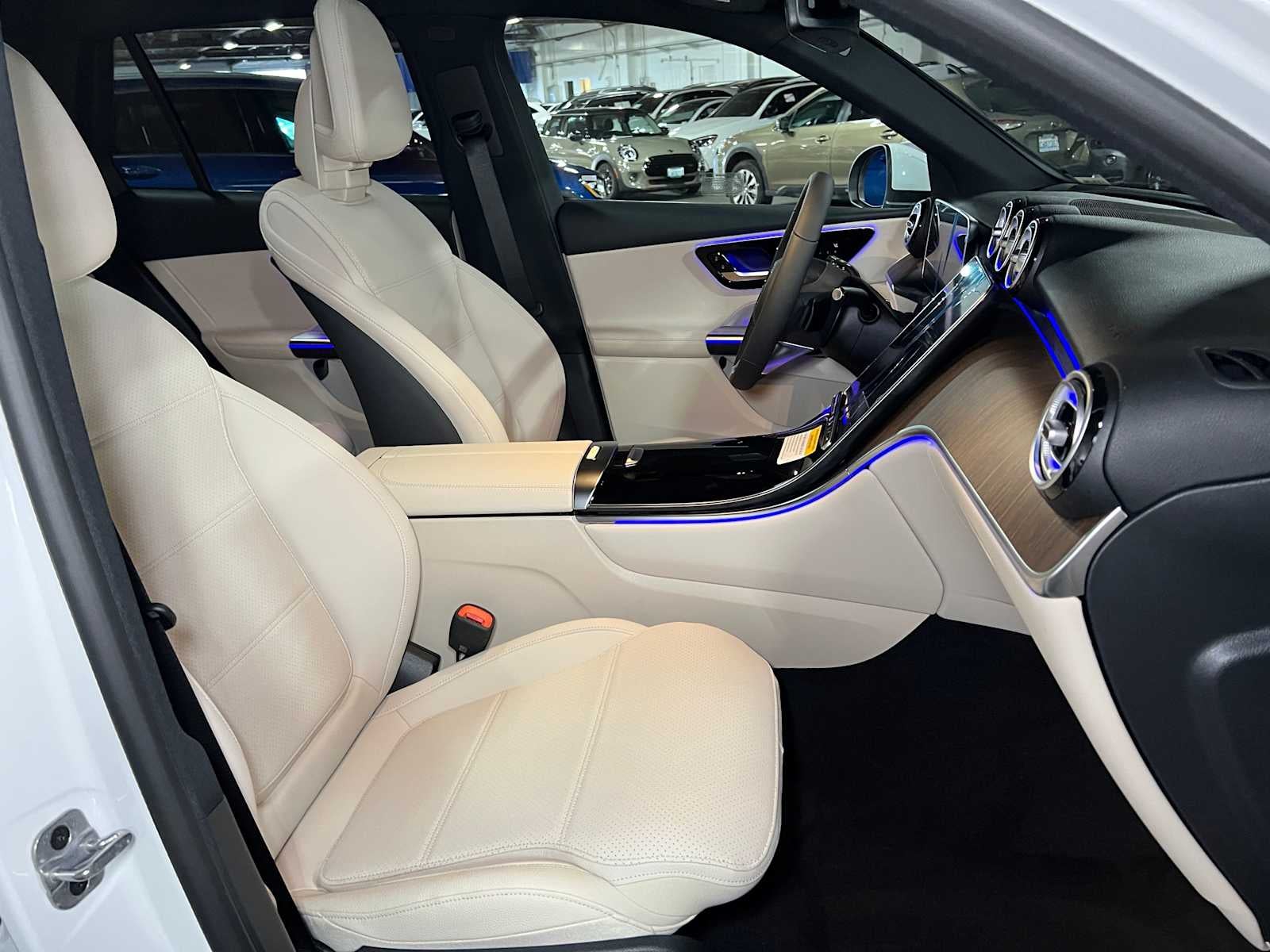 2025 Mercedes-Benz GLC GLC 300