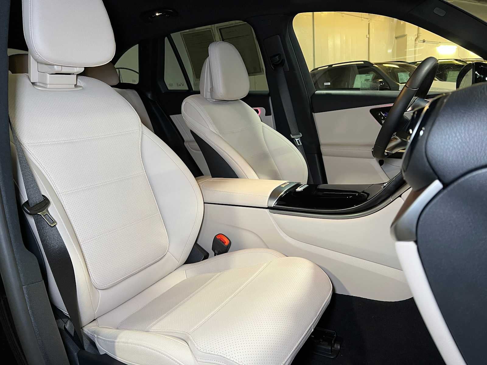 2025 Mercedes-Benz GLC GLC 300