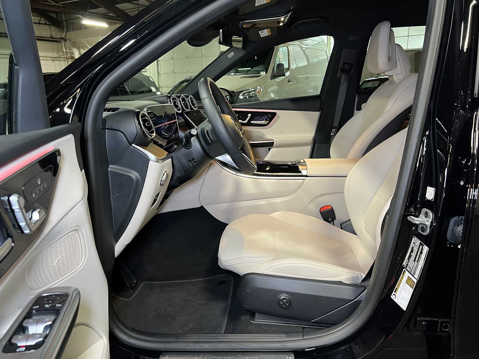 2025 Mercedes-Benz GLC GLC 300