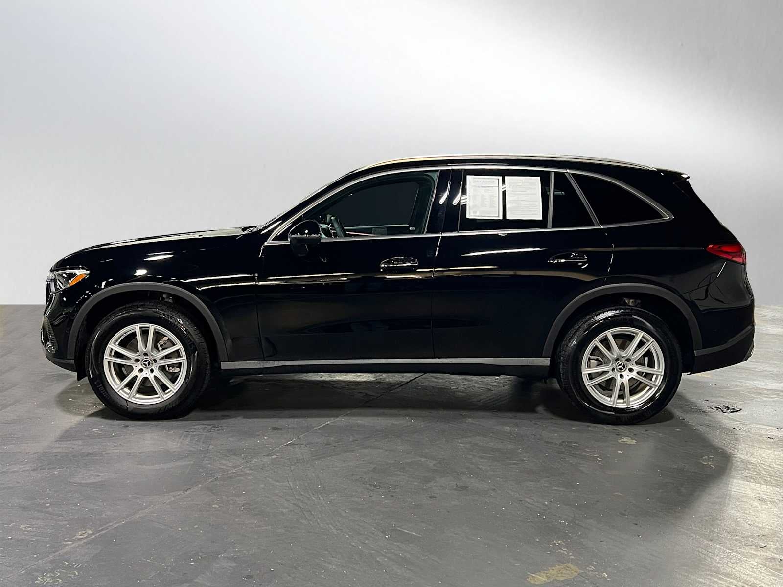 2025 Mercedes-Benz GLC GLC 300