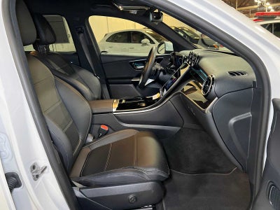 2025 Mercedes-Benz GLC GLC 300