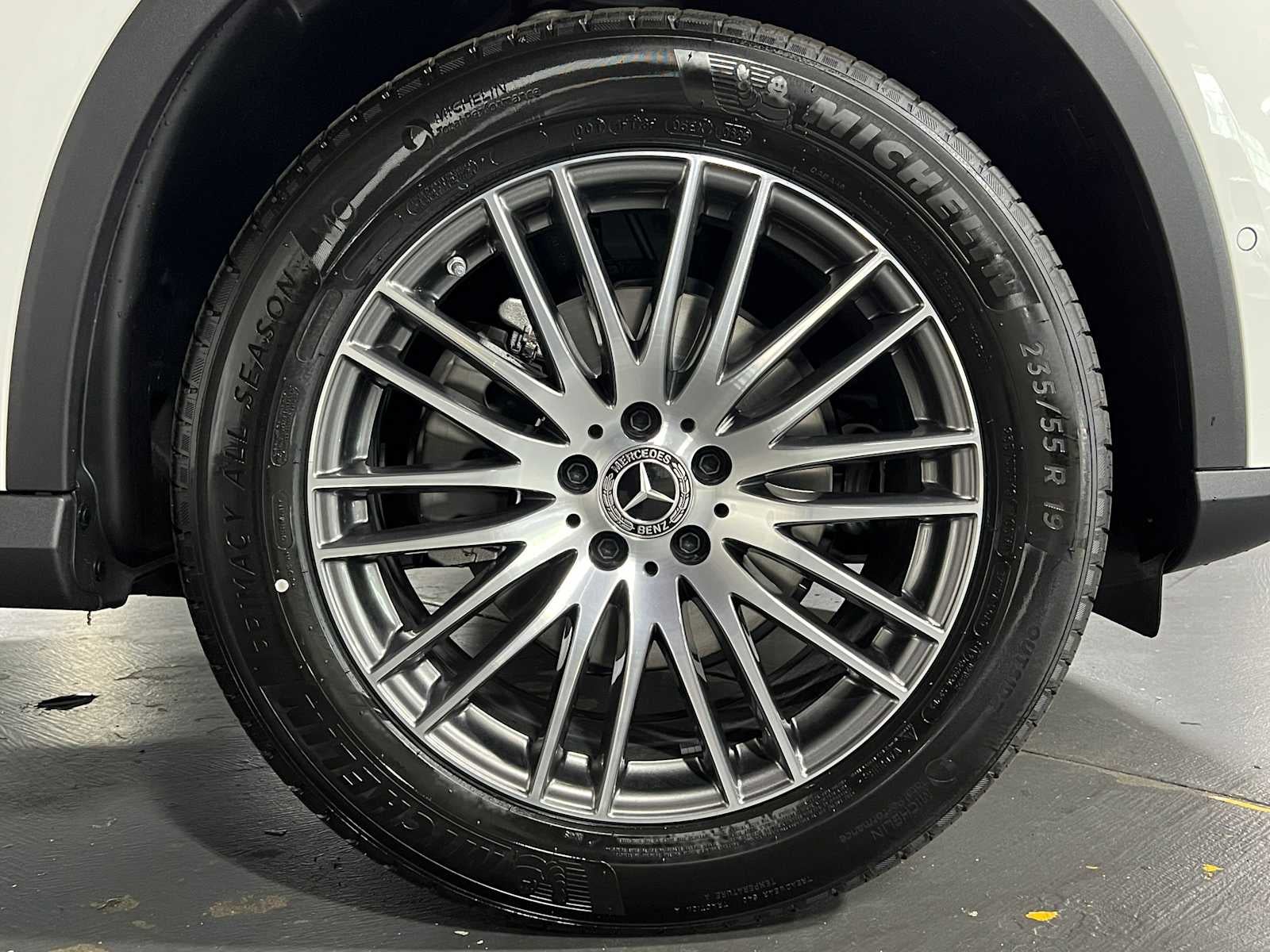 2025 Mercedes-Benz GLC GLC 300