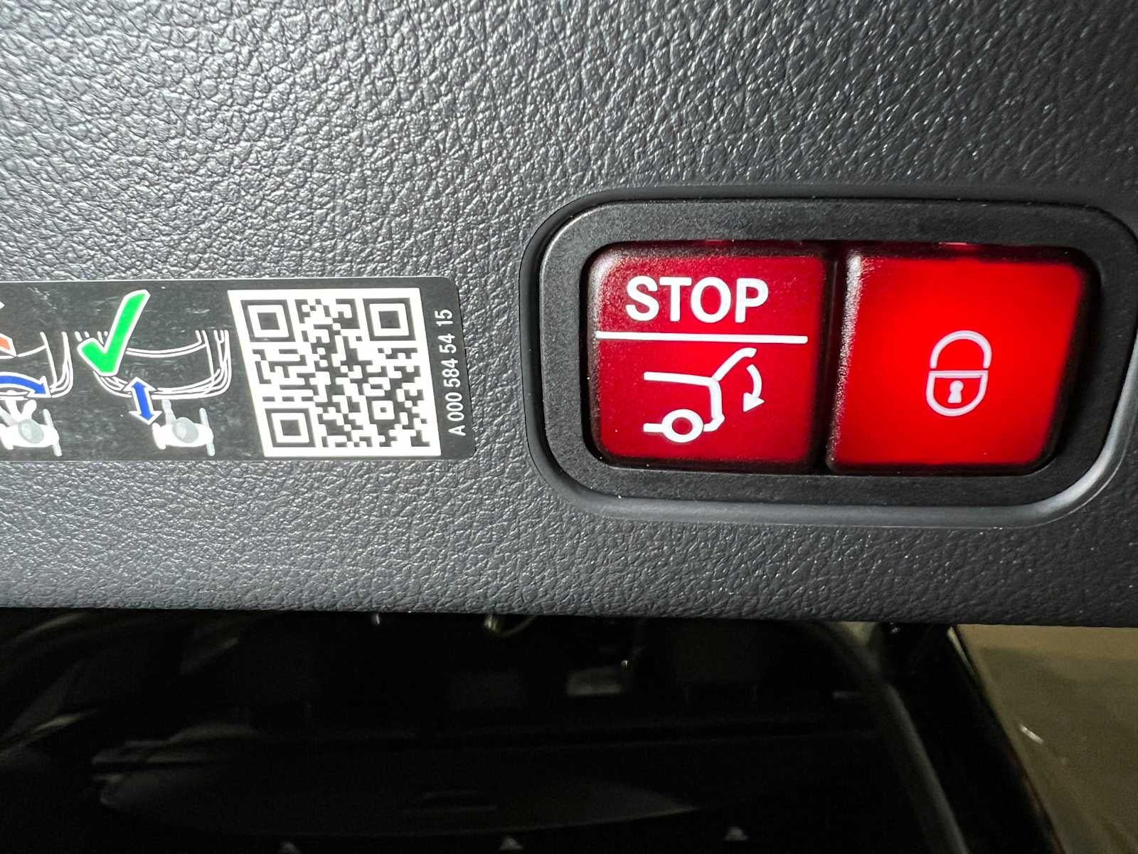 2025 Mercedes-Benz GLC GLC 300