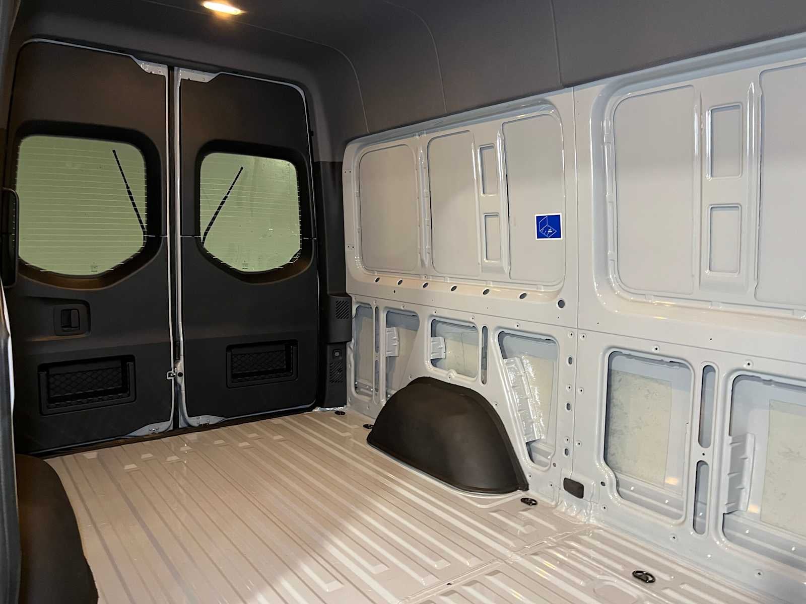 2026 Mercedes-Benz Sprinter 2500 Standard Roof I4 Diesel HO 144" AWD