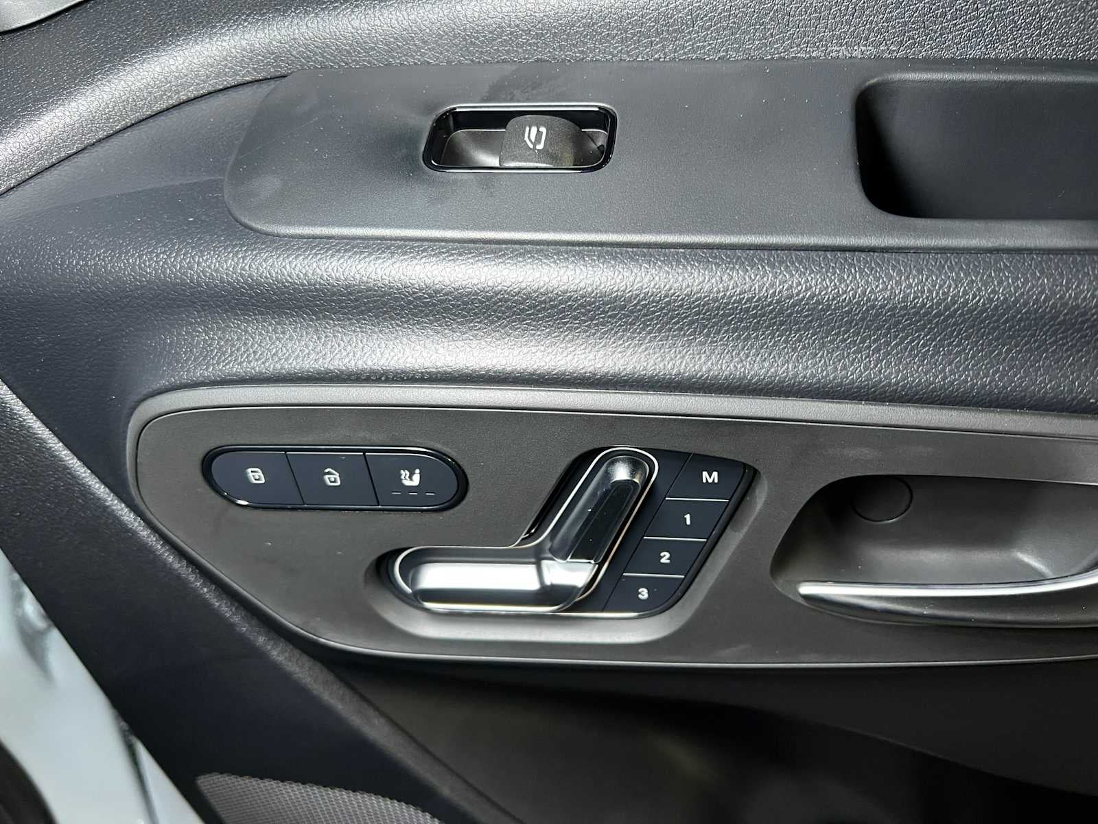 2026 Mercedes-Benz Sprinter 2500 Standard Roof I4 Diesel HO 144" AWD