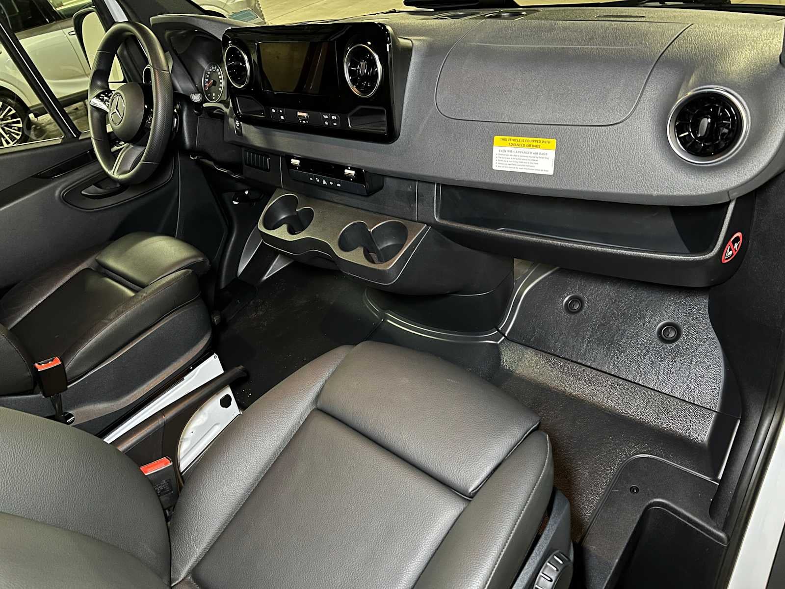 2025 Mercedes-Benz Sprinter 2500 Standard Roof I4 Diesel 144" RWD