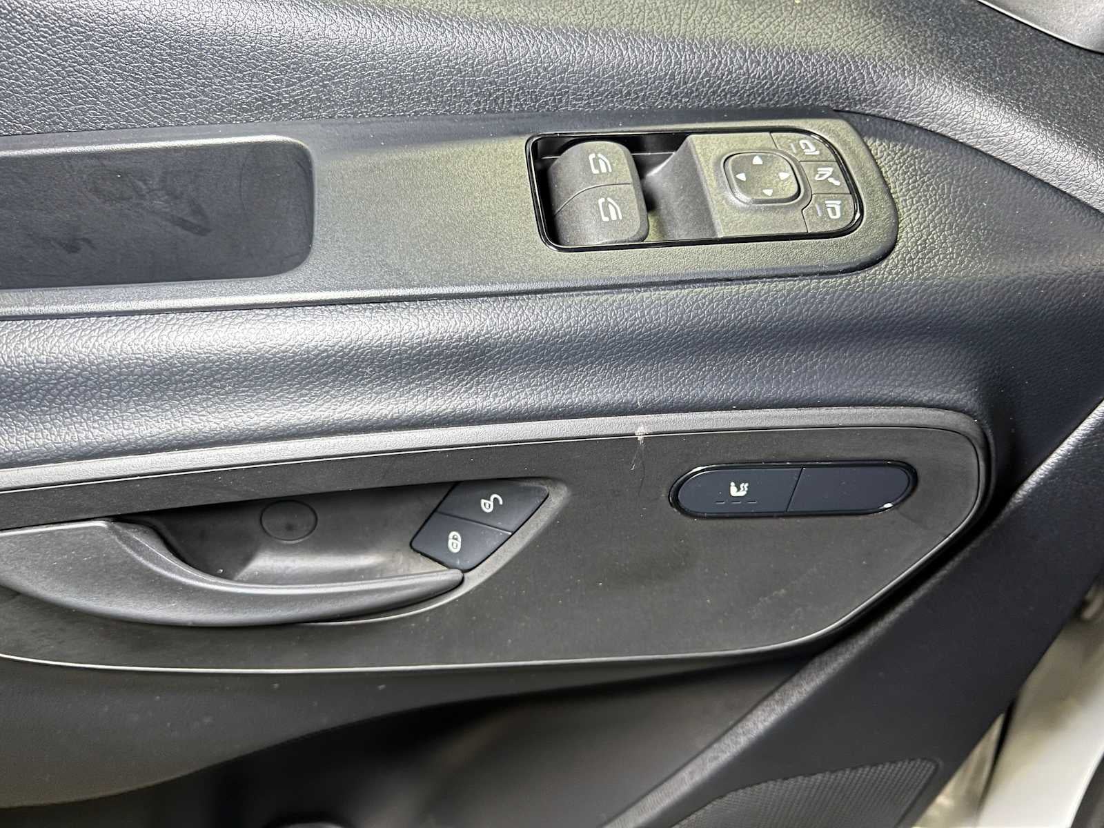 2025 Mercedes-Benz Sprinter 2500 Standard Roof I4 Diesel 144" RWD