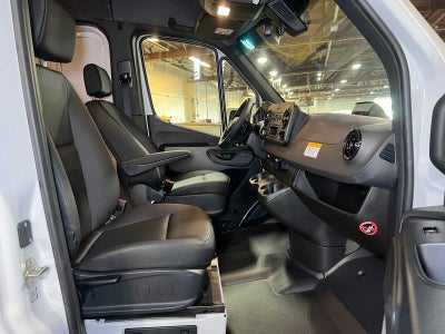 2025 Mercedes-Benz Sprinter 2500 Standard Roof I4 Diesel 144" RWD