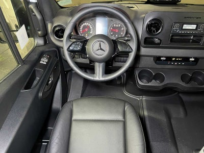 2025 Mercedes-Benz Sprinter 2500 Standard Roof I4 Diesel 144" RWD