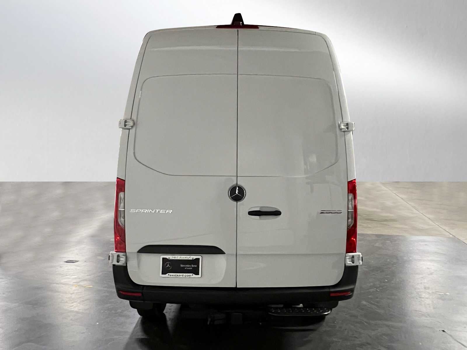 2025 Mercedes-Benz Sprinter 2500 Standard Roof I4 Diesel 144" RWD