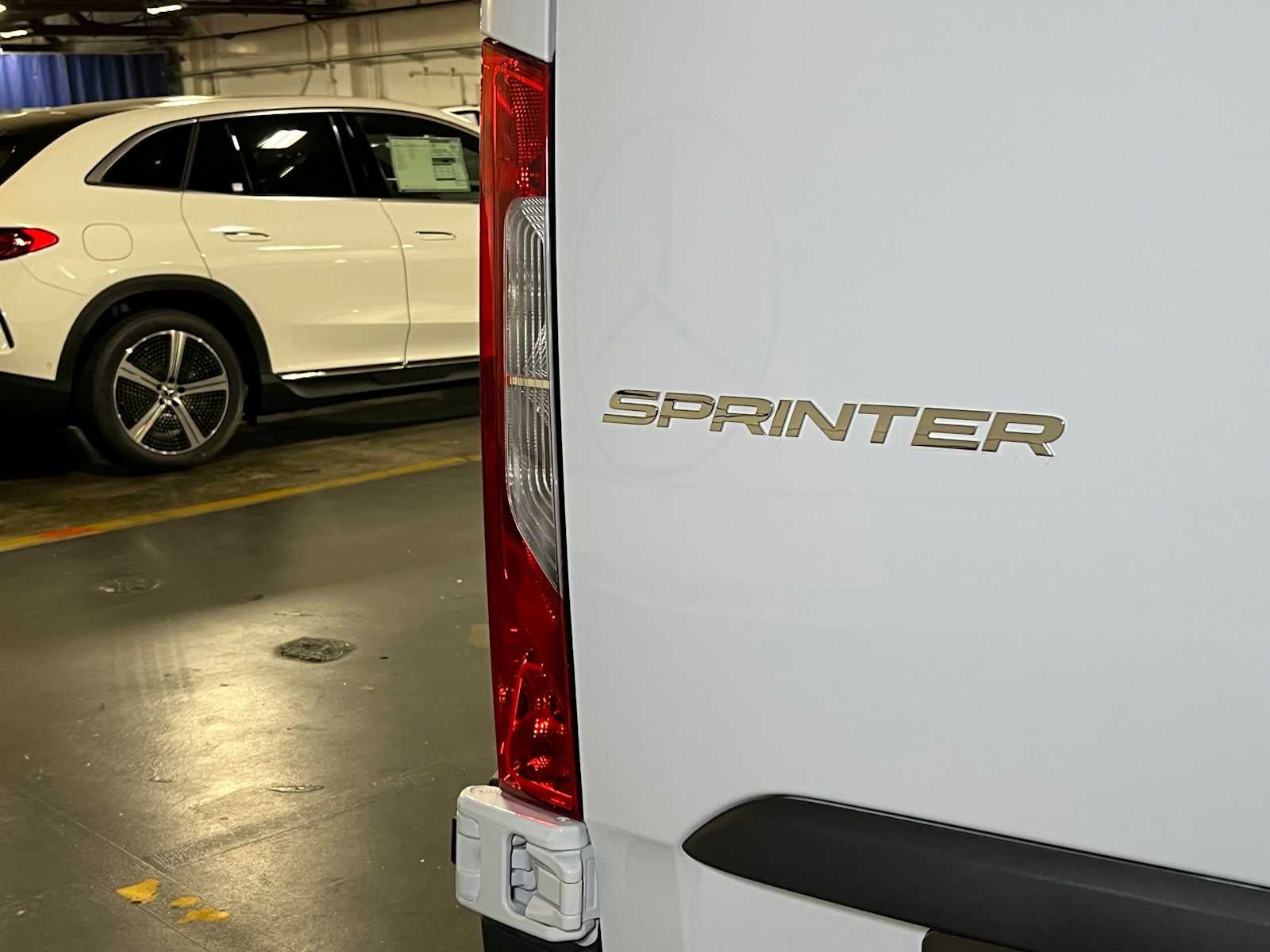 2025 Mercedes-Benz Sprinter 2500 Standard Roof I4 Diesel 144" RWD