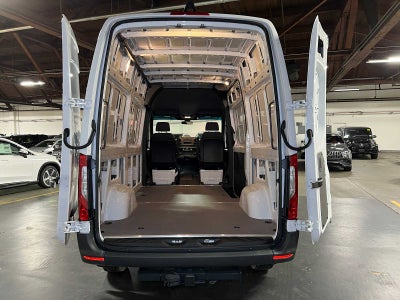 2025 Mercedes-Benz Sprinter 2500 Standard Roof I4 Diesel 144" RWD