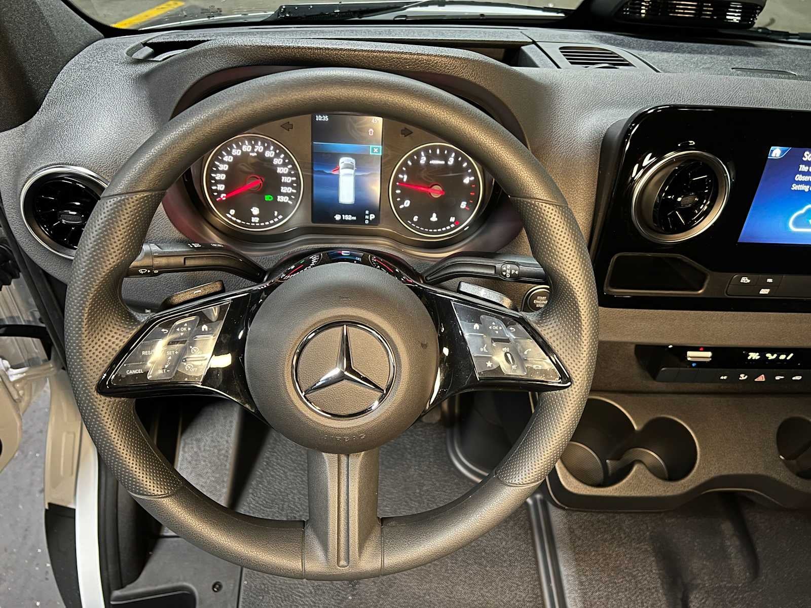 2026 Mercedes-Benz Sprinter 2500 Standard Roof I4 Diesel 144" RWD