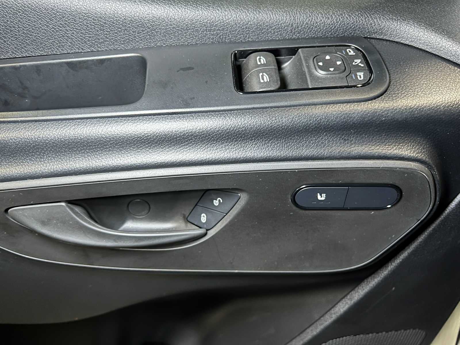 2025 Mercedes-Benz Sprinter 2500 Standard Roof I4 Diesel 144" RWD