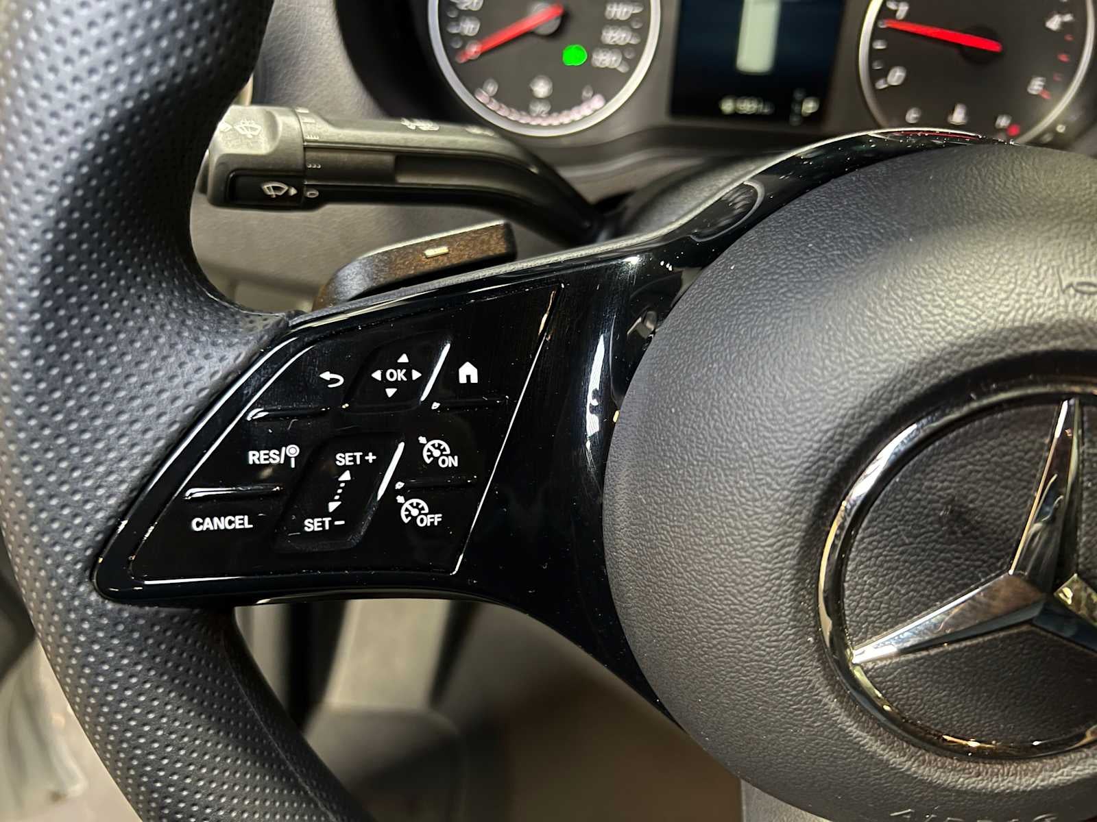 2025 Mercedes-Benz Sprinter 2500 Standard Roof I4 Diesel 144" RWD