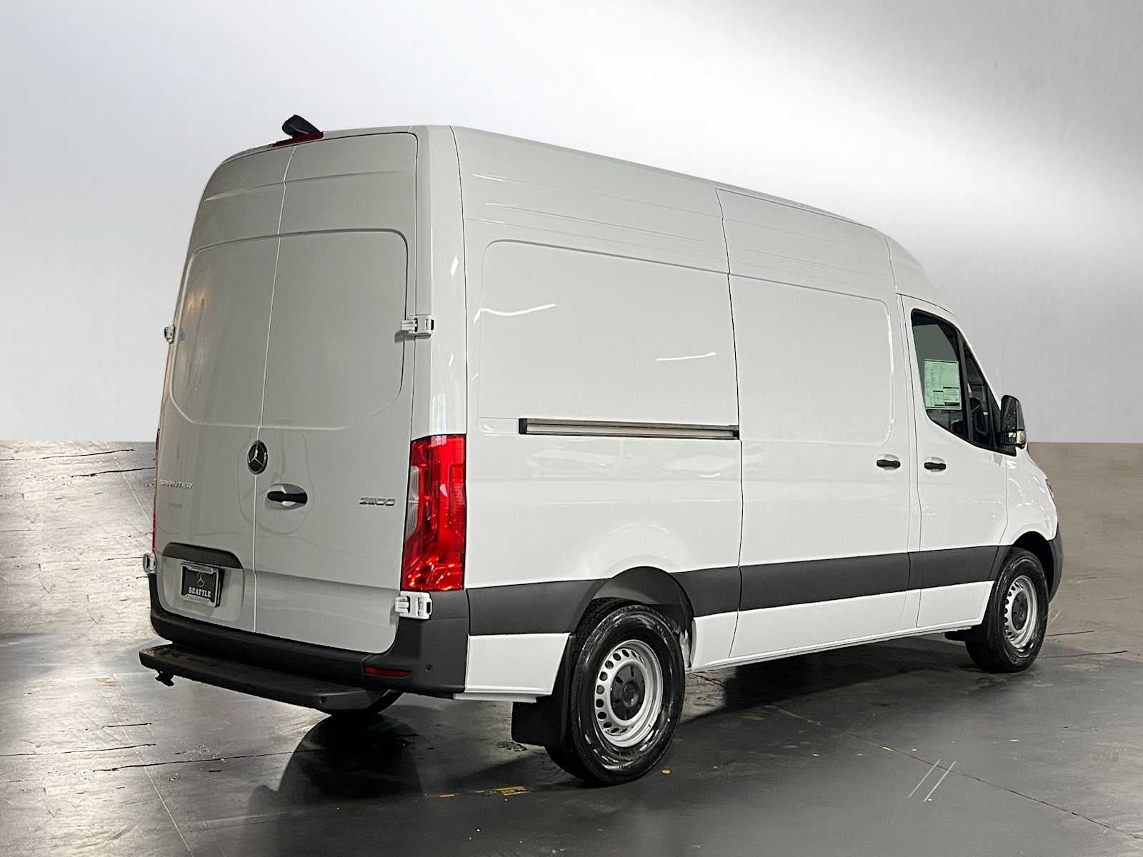 2025 Mercedes-Benz Sprinter 2500 Standard Roof I4 Diesel 144" RWD