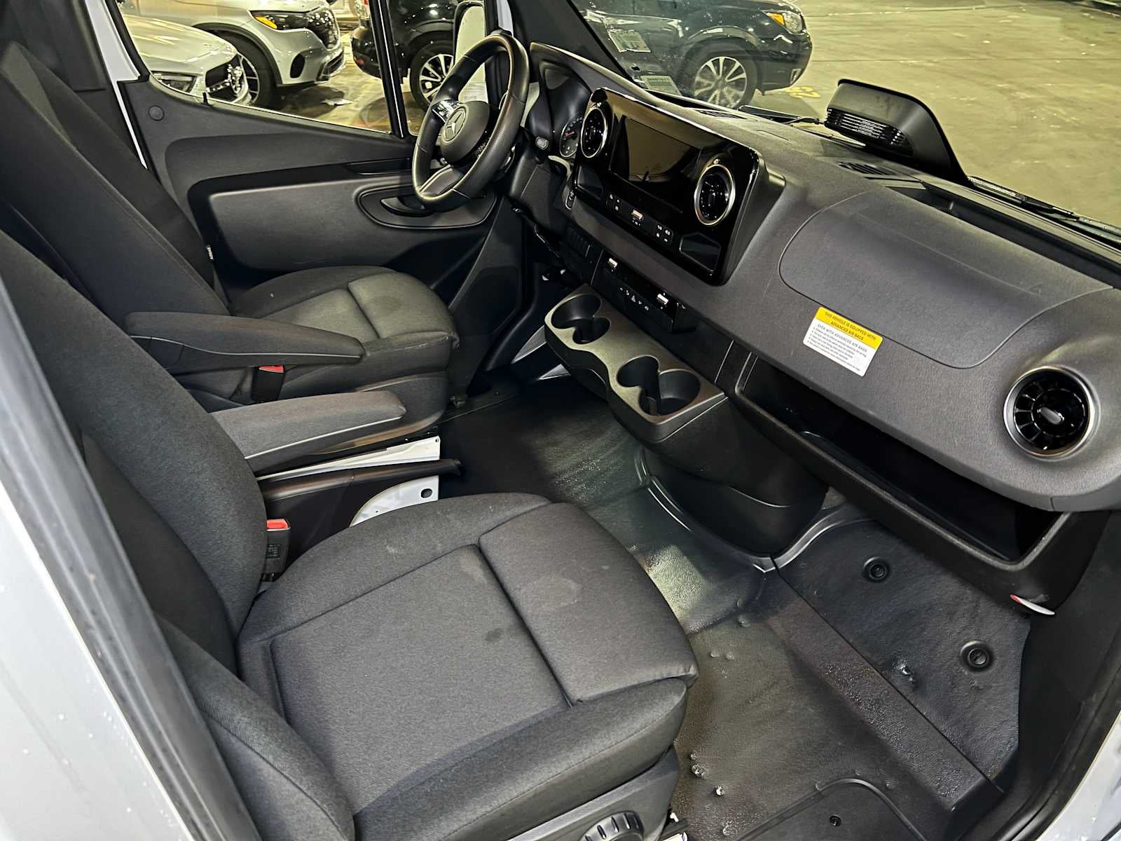 2025 Mercedes-Benz Sprinter 2500 Standard Roof I4 Diesel 144" RWD