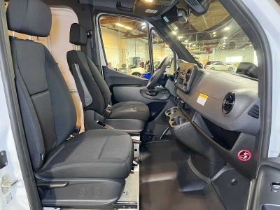 2025 Mercedes-Benz Sprinter 2500 Standard Roof I4 Diesel 144" RWD