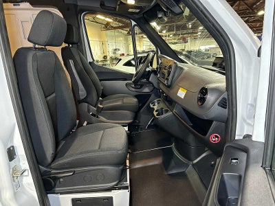 2025 Mercedes-Benz Sprinter 2500 Standard Roof I4 Diesel 144" RWD