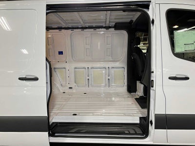 2025 Mercedes-Benz Sprinter 2500 Standard Roof I4 Diesel 144" RWD