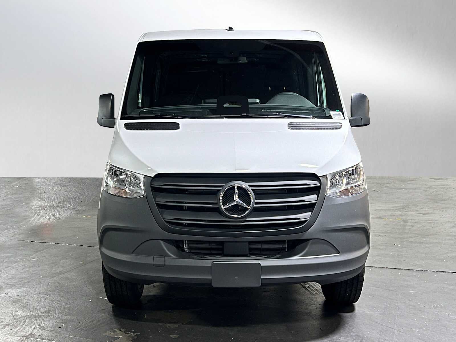 2025 Mercedes-Benz Sprinter 2500 Standard Roof I4 Diesel 144" RWD