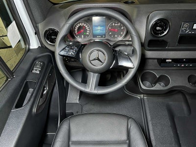 2025 Mercedes-Benz Sprinter 2500 Standard Roof I4 Diesel 144" RWD
