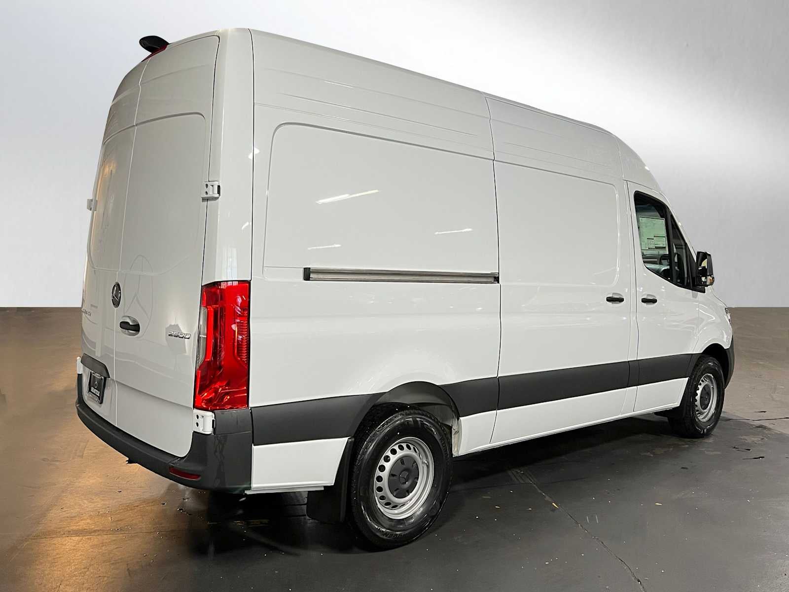2025 Mercedes-Benz Sprinter 2500 Standard Roof I4 Diesel 144" RWD