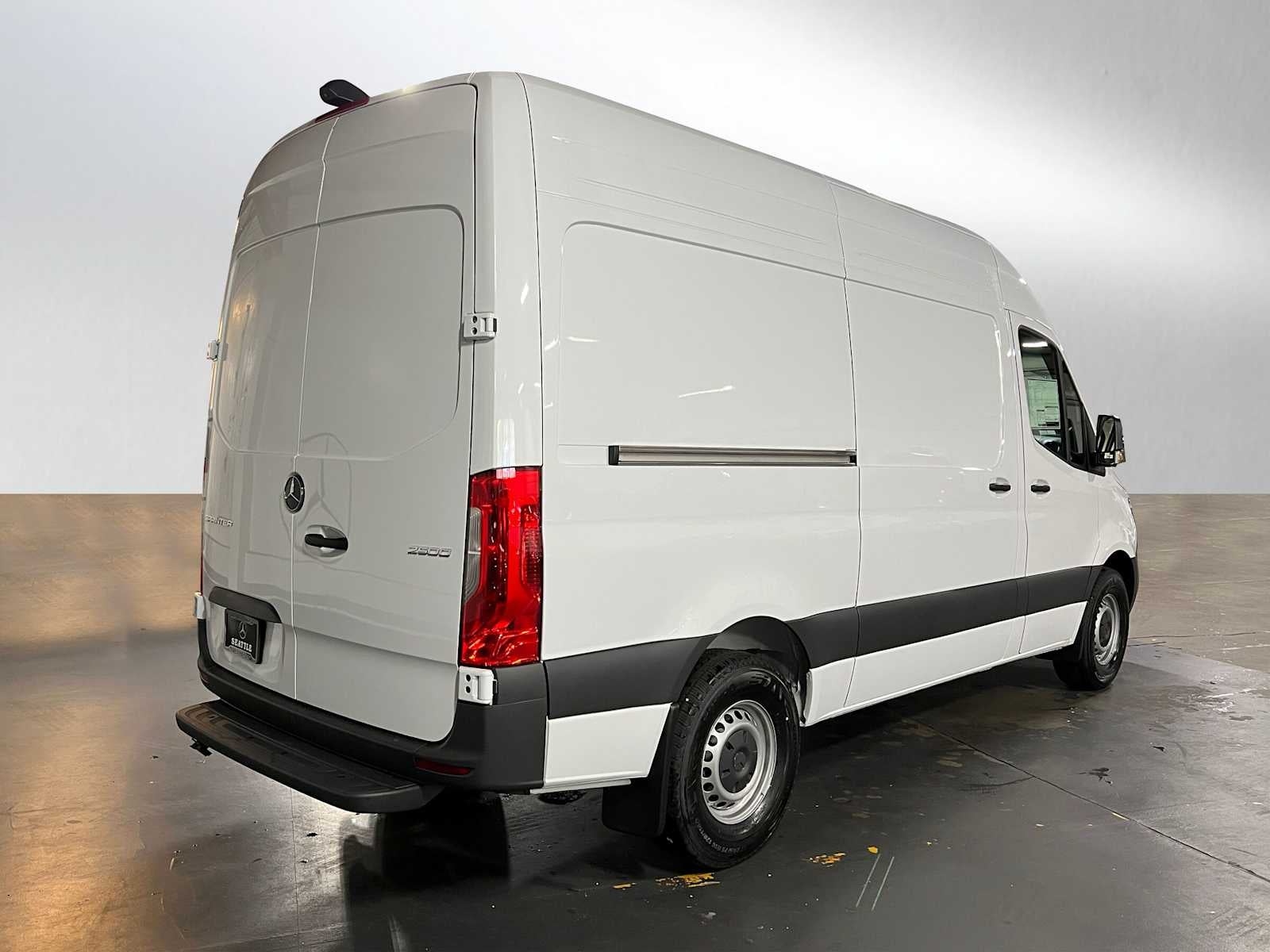 2025 Mercedes-Benz Sprinter 2500 Standard Roof I4 Diesel 144" RWD
