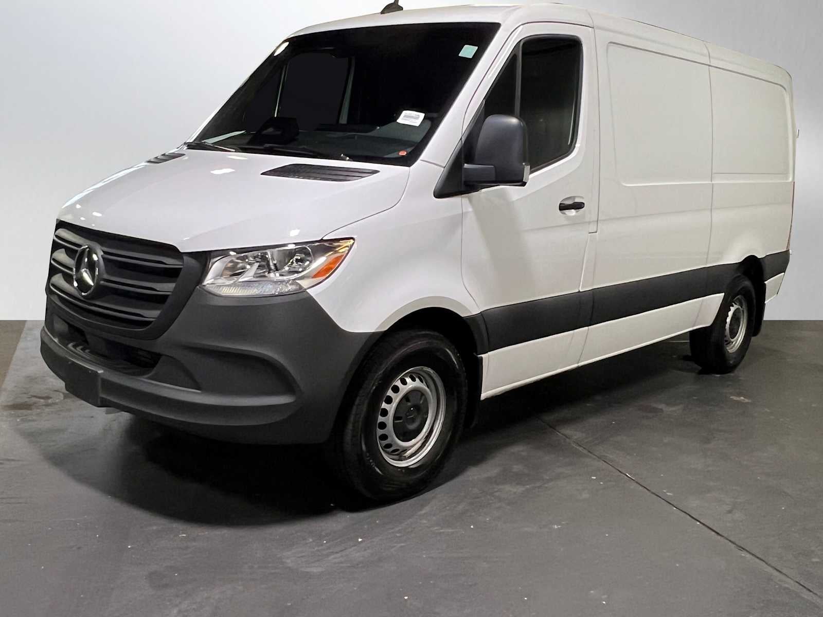 2025 Mercedes-Benz Sprinter 2500 Standard Roof I4 Diesel 144" RWD