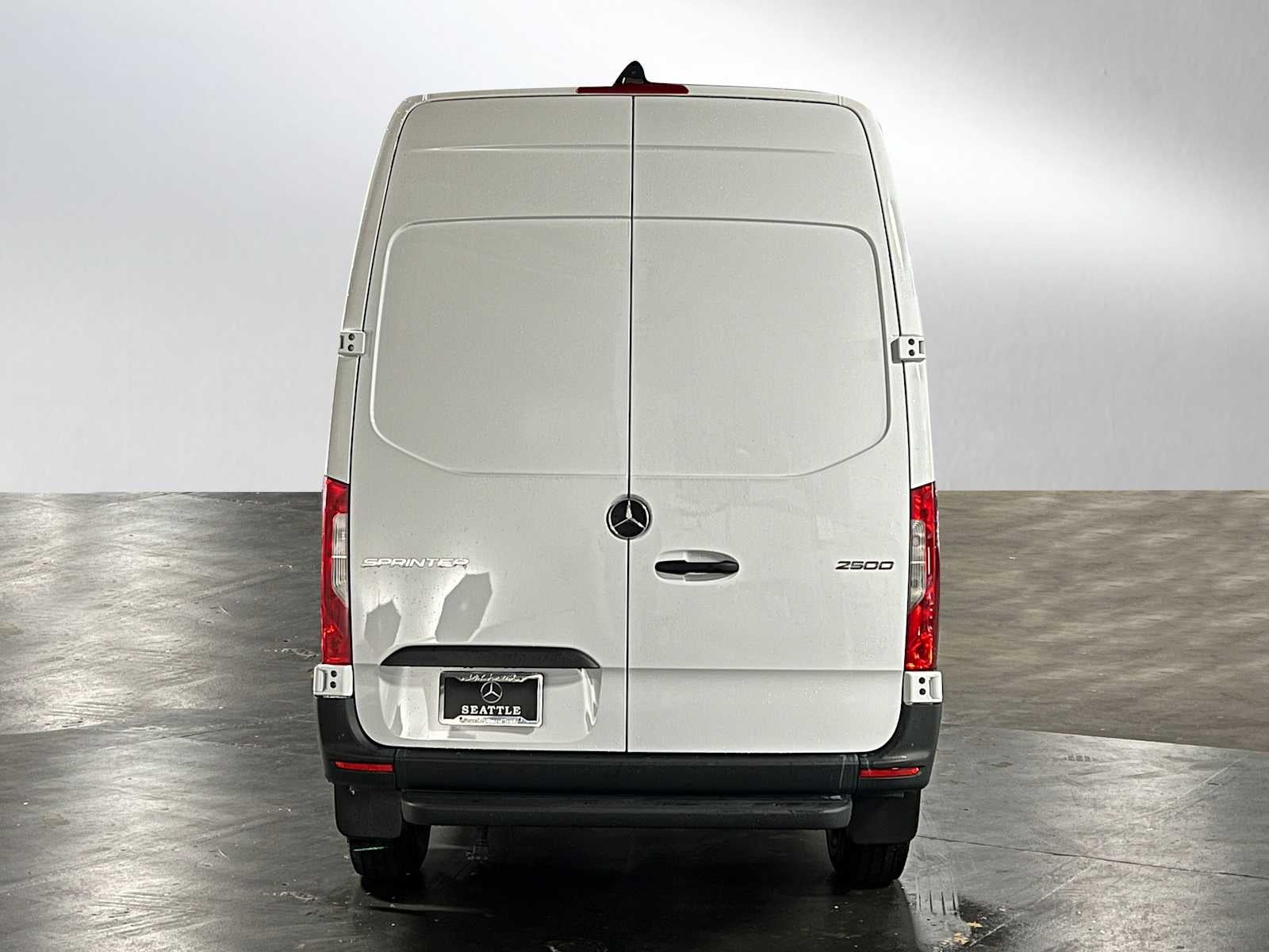 2025 Mercedes-Benz Sprinter 2500 Standard Roof I4 Diesel 144" RWD