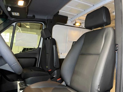 2025 Mercedes-Benz Sprinter 2500 Standard Roof I4 Diesel 144" RWD