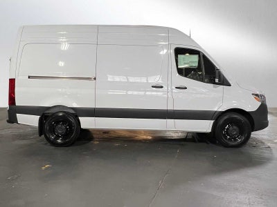 2026 Mercedes-Benz Sprinter 2500 Standard Roof I4 Diesel 144" RWD